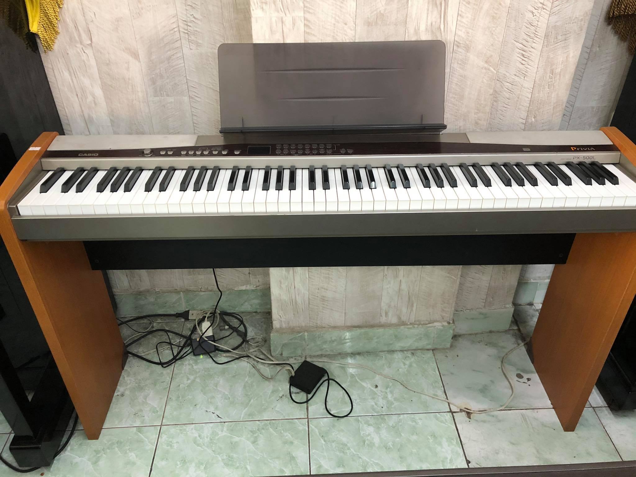 Piano dien Casio PX500L 2 1